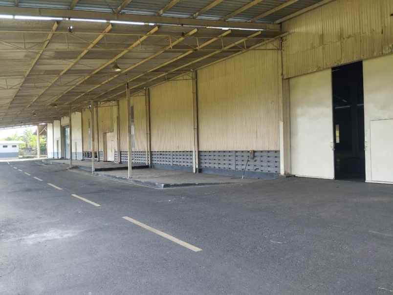 pabrik terawat tanah luas di rengasdengklok karawang