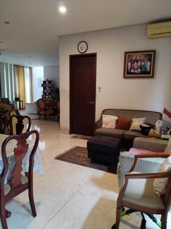 prime area cilandak barat siap jadi rumah impian anda