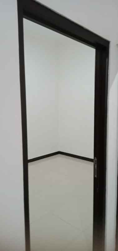 ready rumah siap huni di tenggilis mejoyo