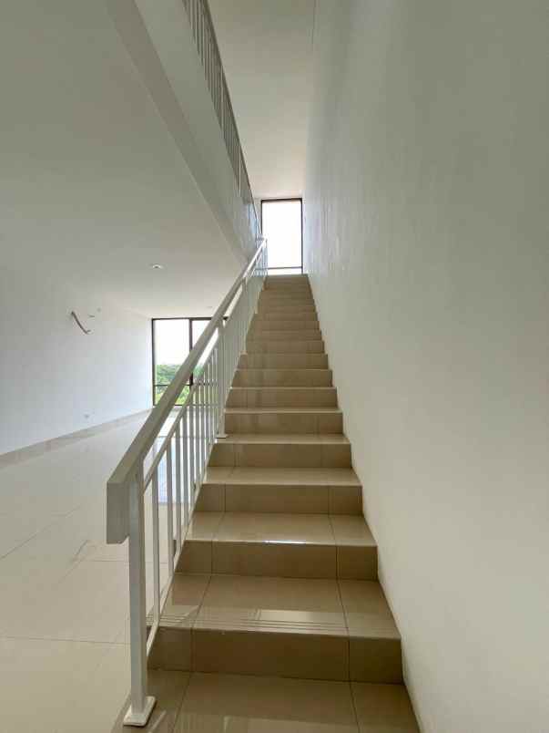 ruko jbd 4lt 5x15 75m jgc jakarta garden city cakung