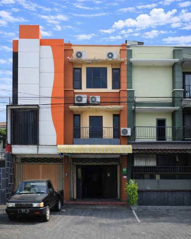 ruko raya klampis strategis