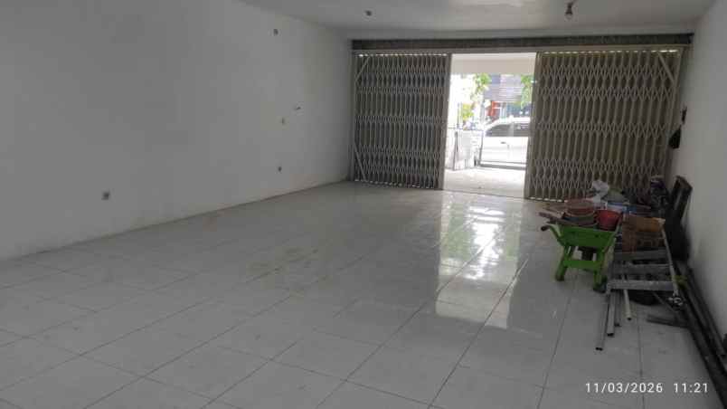 ruko timur sewa 150jt raya mulyosari