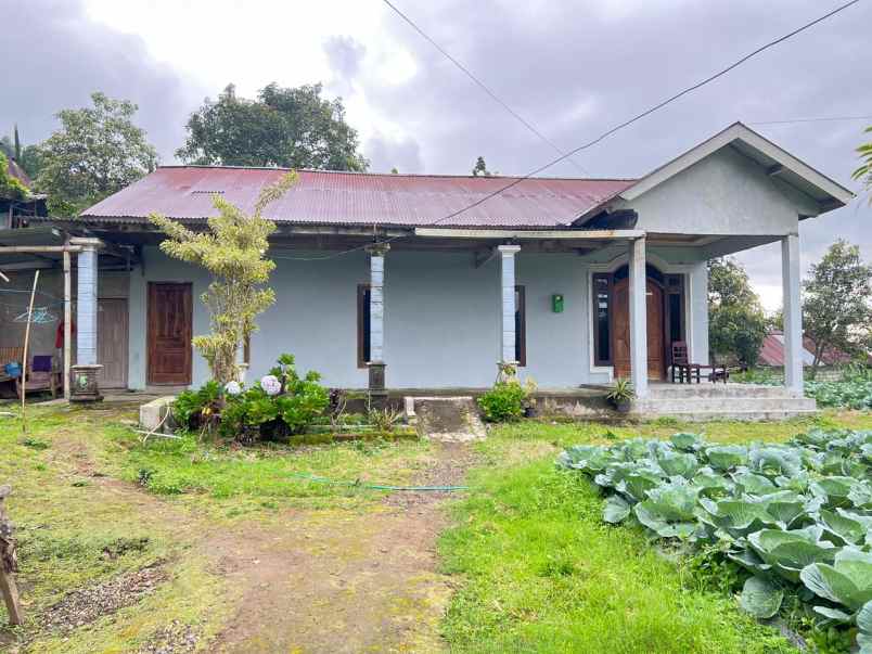 rumah 1000m strategis kawasan wisata ngargoyoso