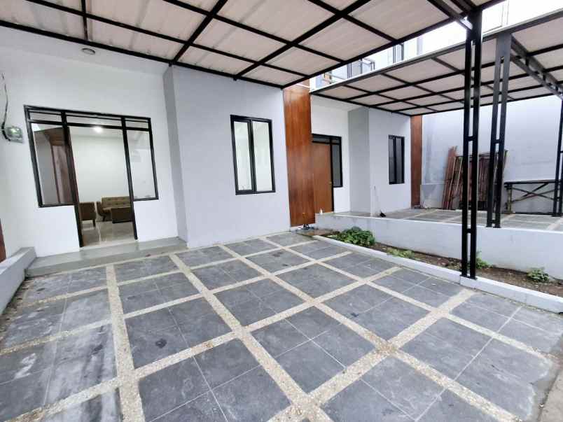 rumah 2 lantai cilengkrang kodya