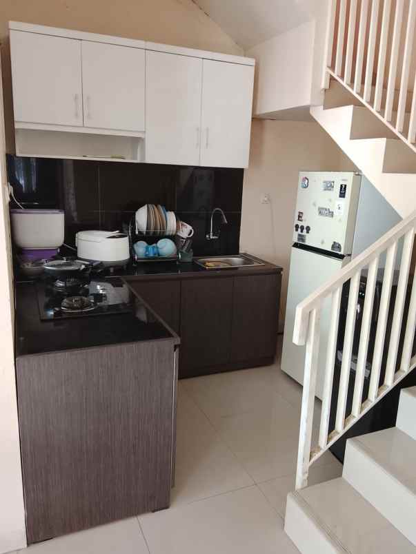 rumah 2 lantai jl golf barat arcamanik endah bandung