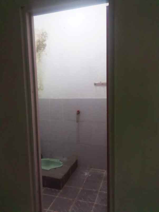 rumah 2 lantai lokasi lembang dekat sespim polri