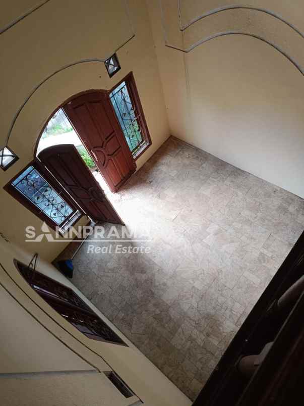 rumah 2 lantai murah di bukit sawangan indah depok