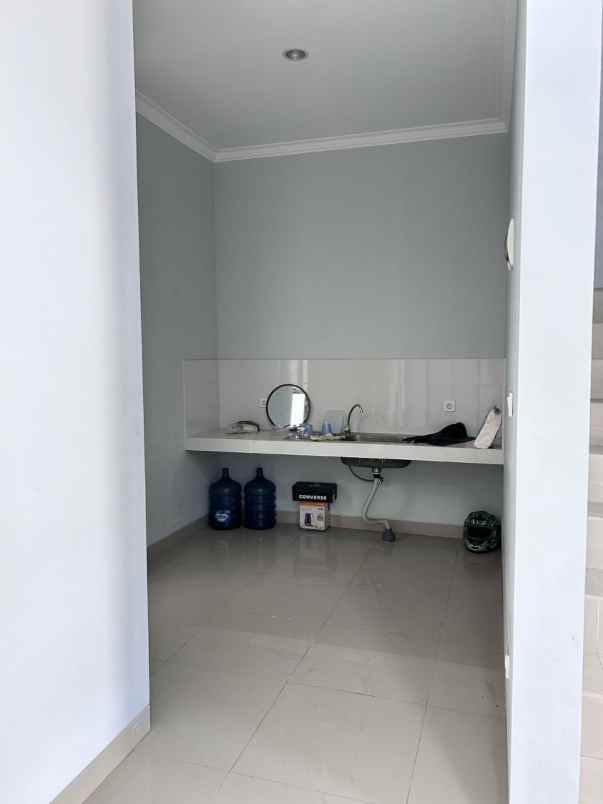 rumah 2 lantai shm cluster terbaik di antapani bandung