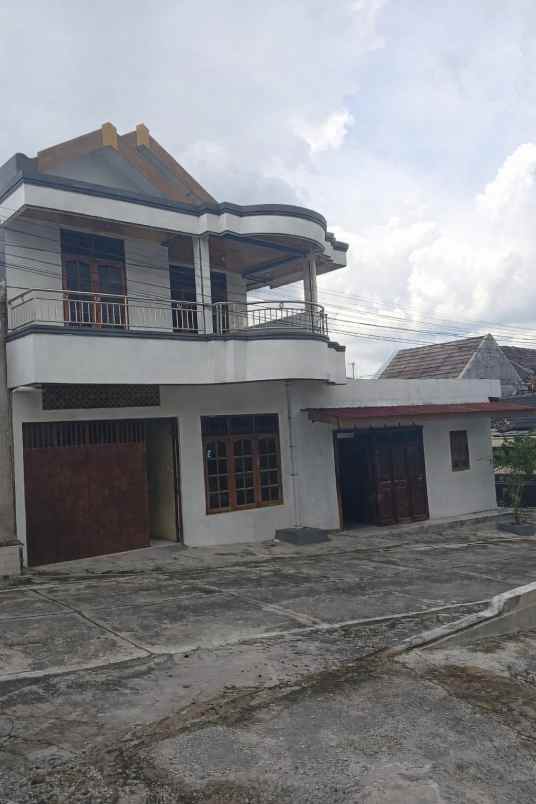 rumah 2 lantai siap huni 93m jaten karanganyar
