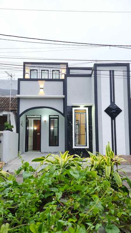 rumah 3 kamar full renovasi hook luas 78m siap huni