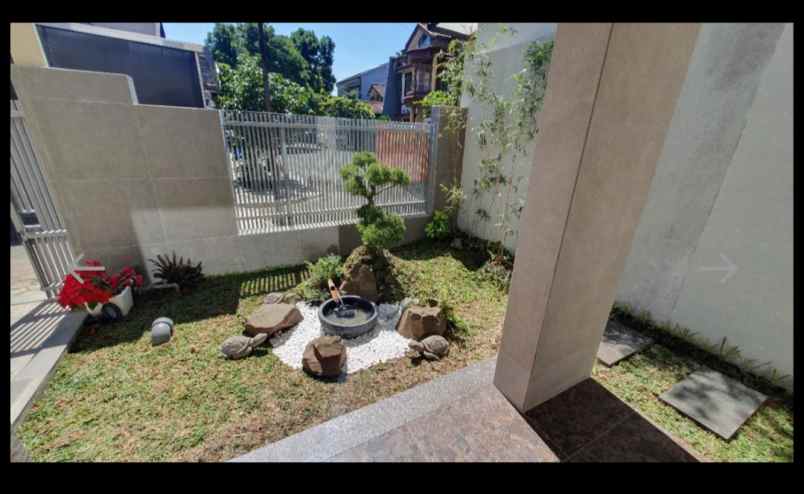 rumah asri di batununggal bandung