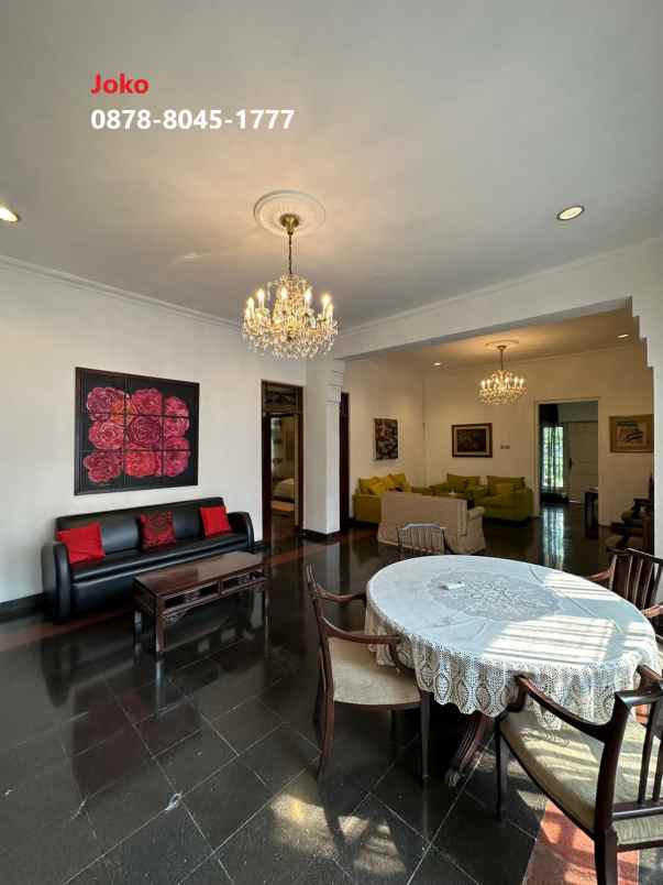 rumah asri jl ki mangunsakoro menteng jakarta pusat