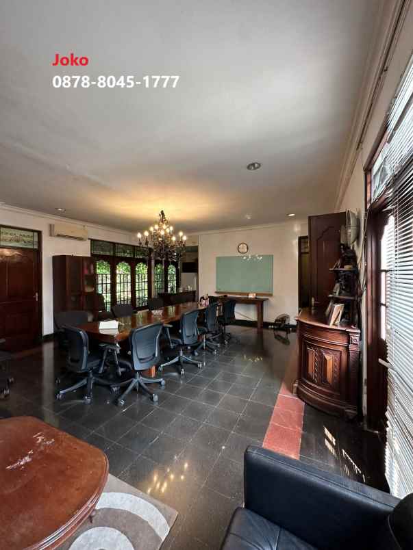 rumah asri jl ki mangunsakoro menteng jakarta pusat