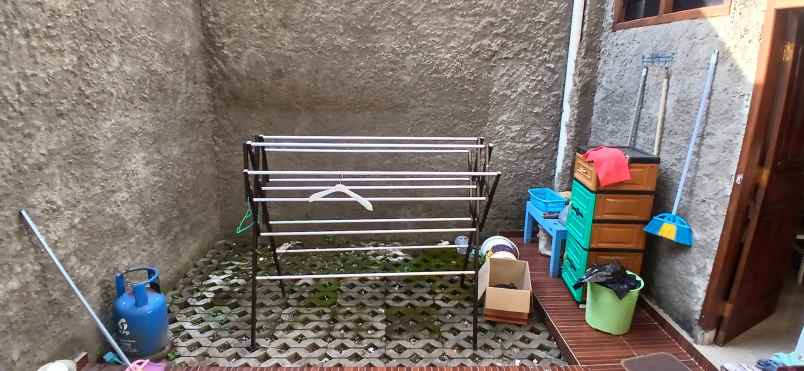 rumah bagus 2 lantai harga murah di purwomartani