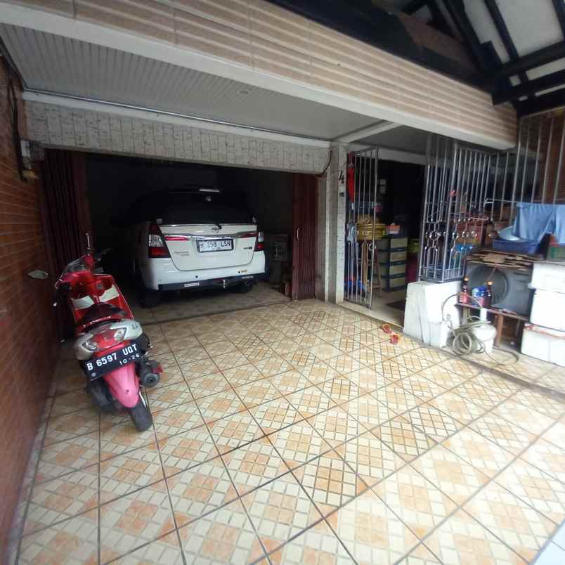 rumah bagus siap huni daerah cempaka putih