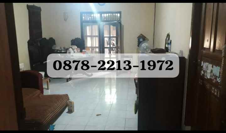 rumah bagus untuk kost dekat ke lanud tni au halim pk