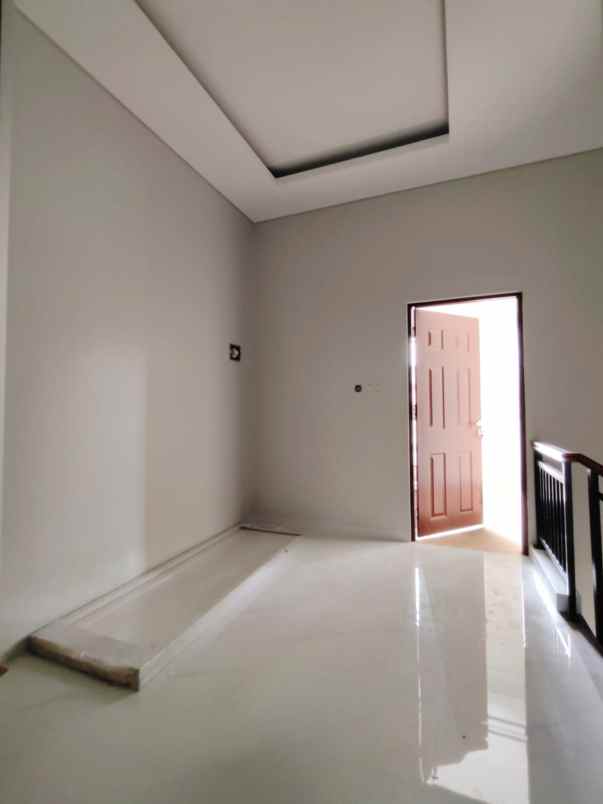 rumah baru design scandinavian di bambu apus jaktim