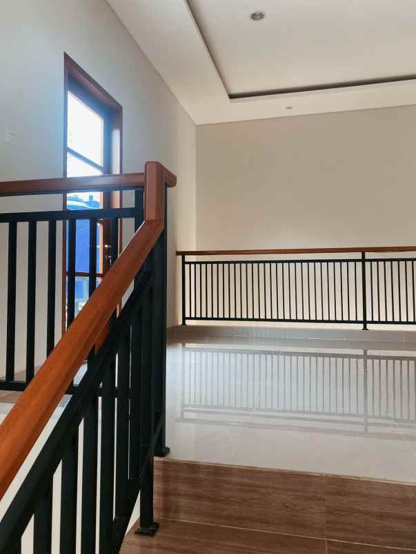 rumah baru jl sri endah bkr bandung