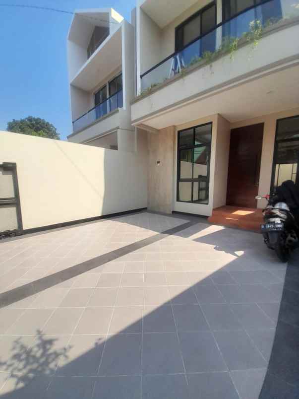 rumah baru on progres di jatibening kota bekasi