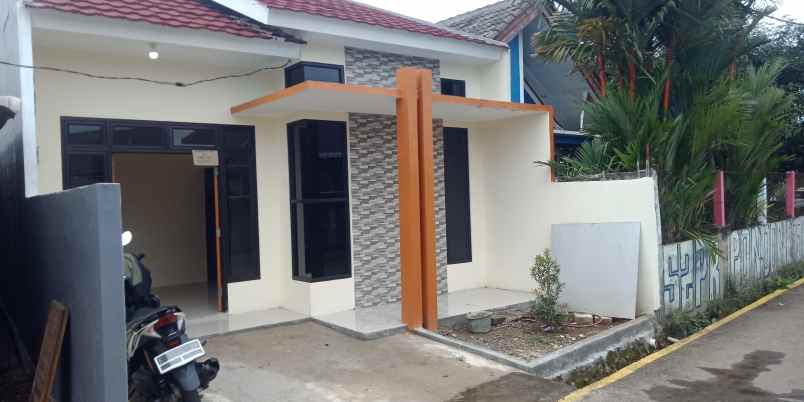 rumah baru siap huni dekat alun alun depok