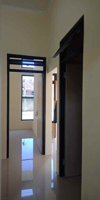 rumah baru siap huni dekat alun alun depok