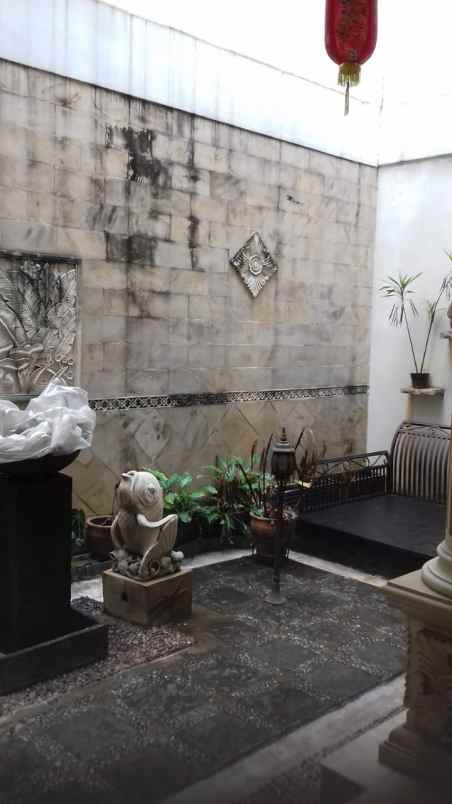 rumah bukit gading mediterania