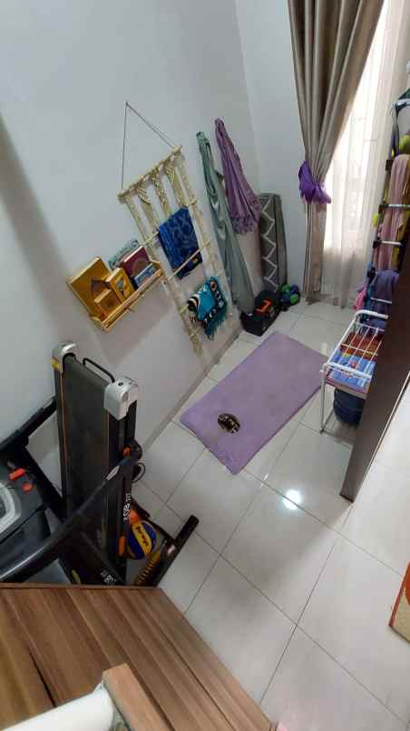 rumah cantik lokasi sukamenak harga nego