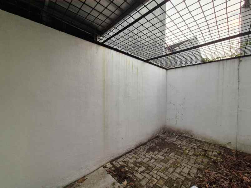 rumah di cluster di kawasan setrategis