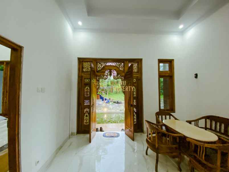 rumah di pedesaan borobudur magelang adem nyaman
