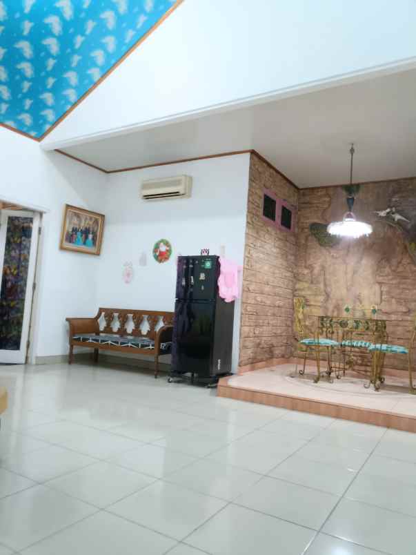 rumah di villa galaxy jakasetia bekasi selatan