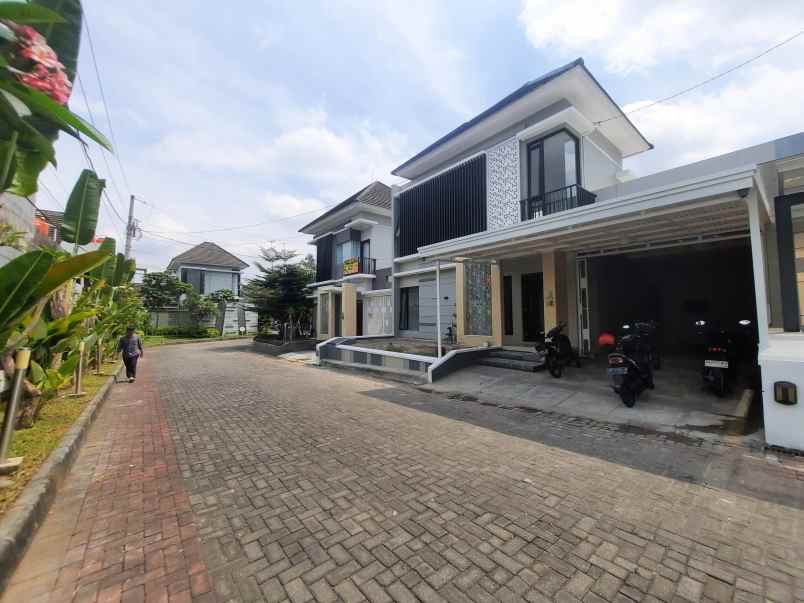 rumah dijual 7 menit tentrem hotel