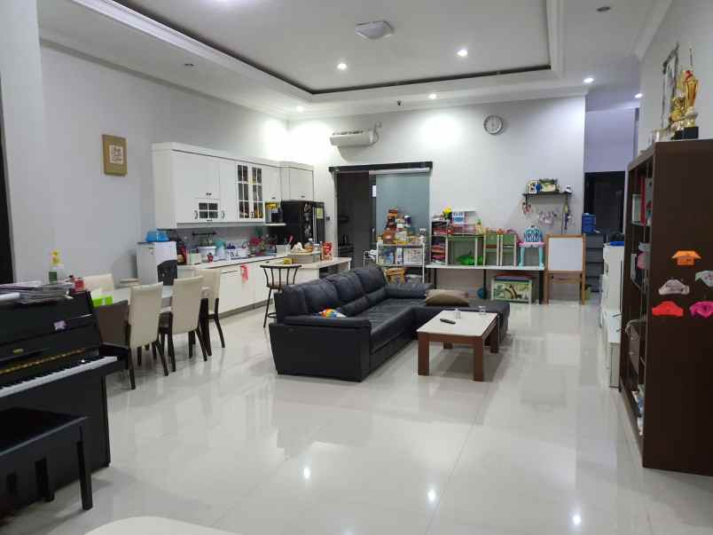 rumah gading elok kelapa gading