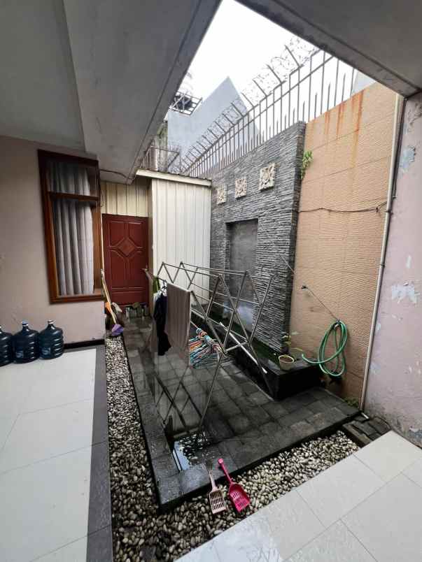 rumah graha estetika banyumanik semarang