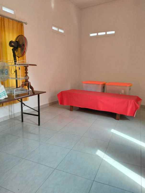 rumah hook asri di perum pamoyanan hijau kota bogor