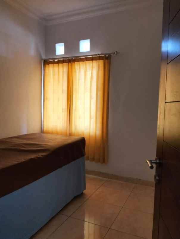 rumah hook asri di perum pamoyanan hijau kota bogor