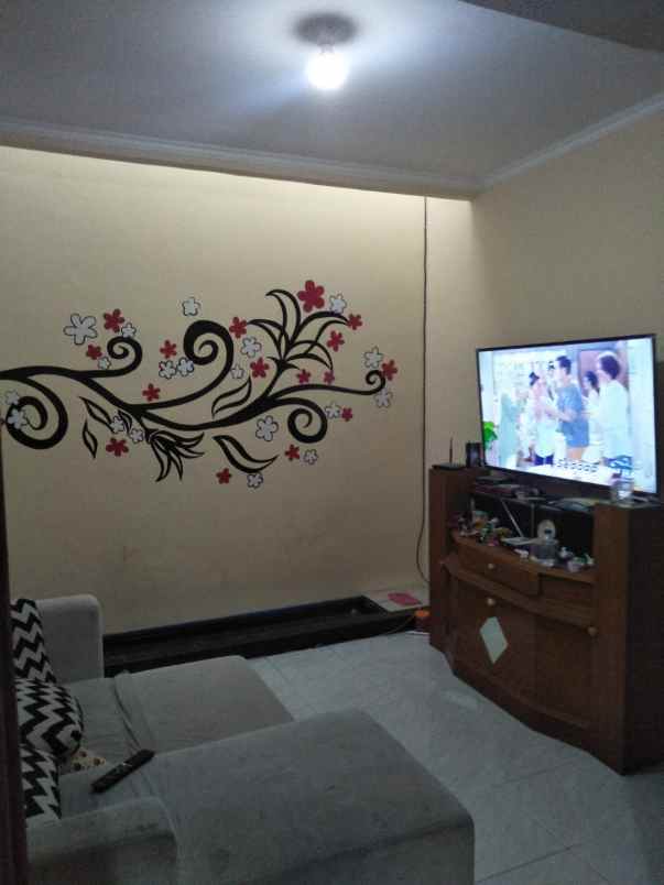 rumah hook dalam cluster di cisaranten arcamanik