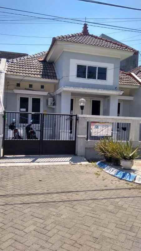 rumah jalan semangka pondok candra