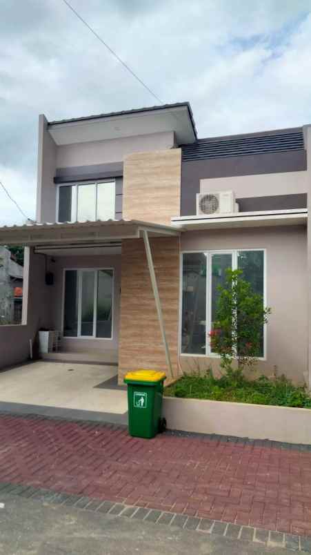 rumah jl haji emba bojong sari