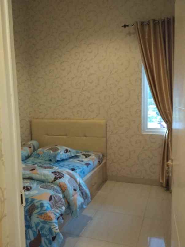 rumah jl r kimas hasyim kel