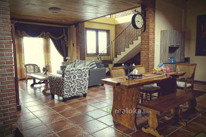 rumah jl salatiga semarang