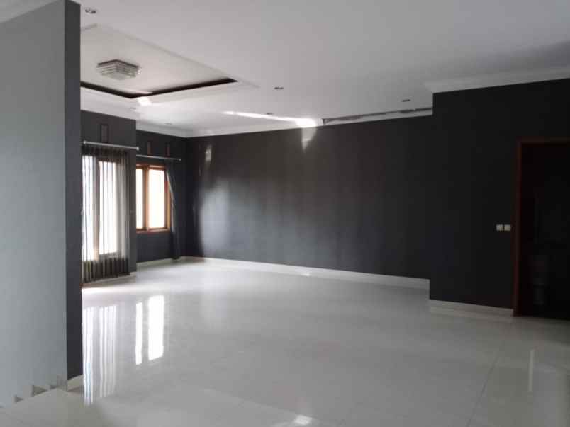 rumah kav marinir pondok kelapa