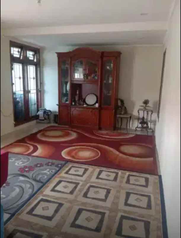 rumah kemang pratama 3 rawalumbu