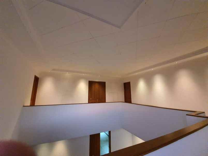 rumah kemang selatan