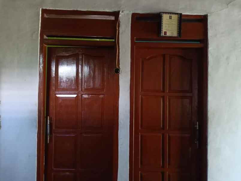 rumah kerjo karanganyar telp wa