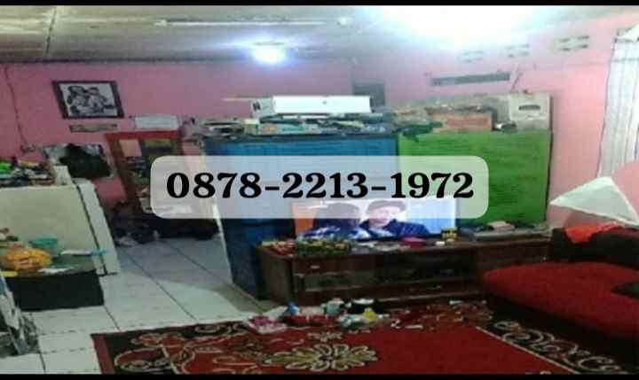 rumah kios di sayap ters buah batu