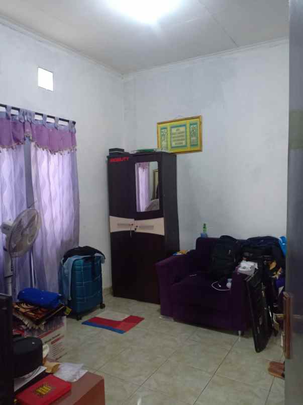 rumah komplek sariwangi selatan one gate system