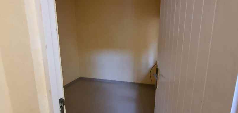 rumah krukah ngagel bratang lebar 10 minim 2 thn