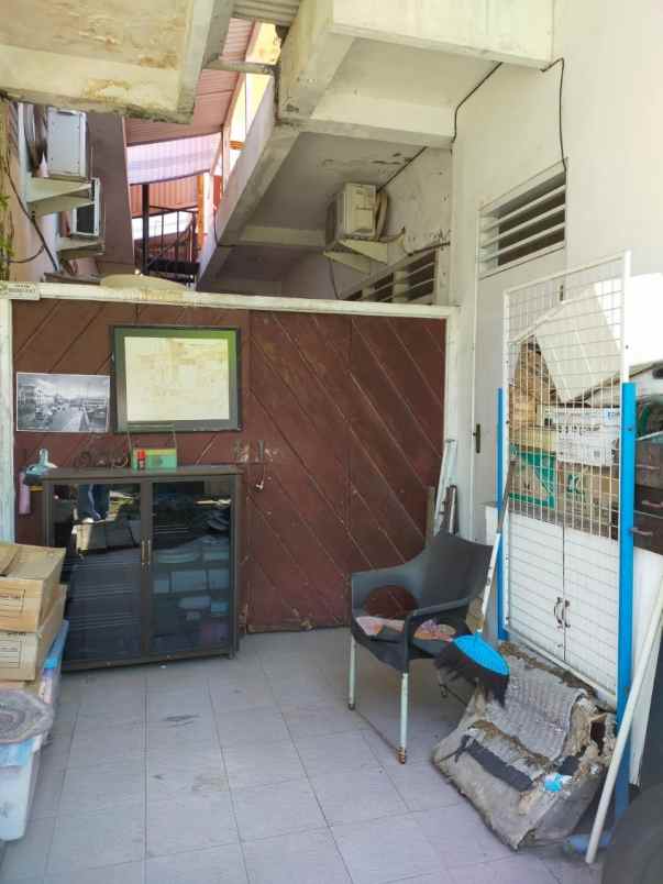rumah manyar indah 2 lantai
