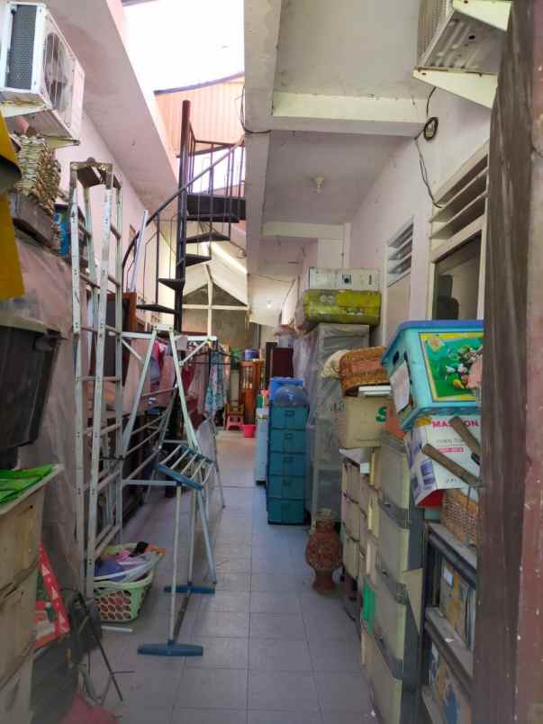 rumah manyar indah 2 lantai