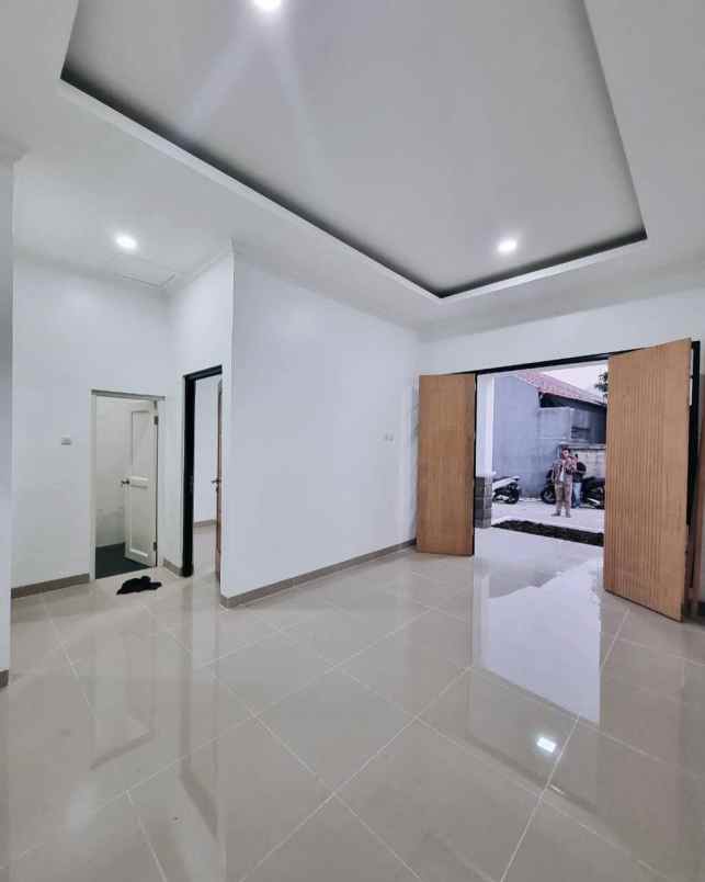 rumah mewah 1 lantai dekat alun alun kota depok